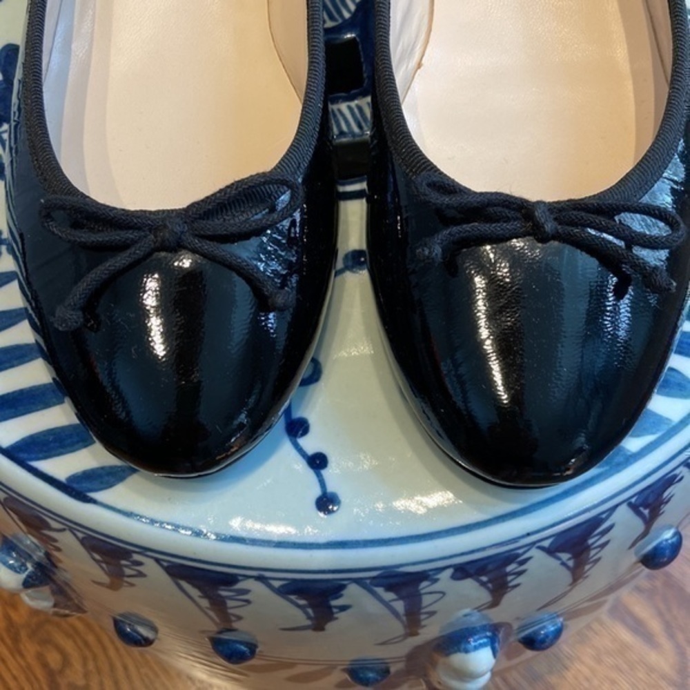 LK Bennett London Ballerina - Picture 3 of 6
